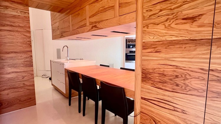 WhatsApp Image 2025-04-06 at 12.49.39(2) - Copia